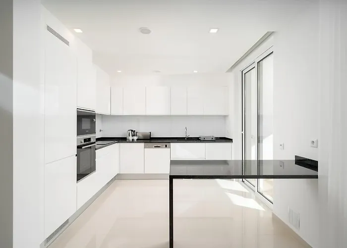 Ancora Do Mos Daire Lagos